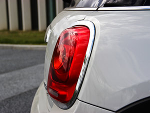 20143-DOOR COOPER S Excitement (x)(ji)^