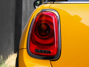 20143-DOOR COOPER S Excitement (x)(ji)^