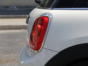 20143-DOOR COOPER S Excitement (x)(ji)^