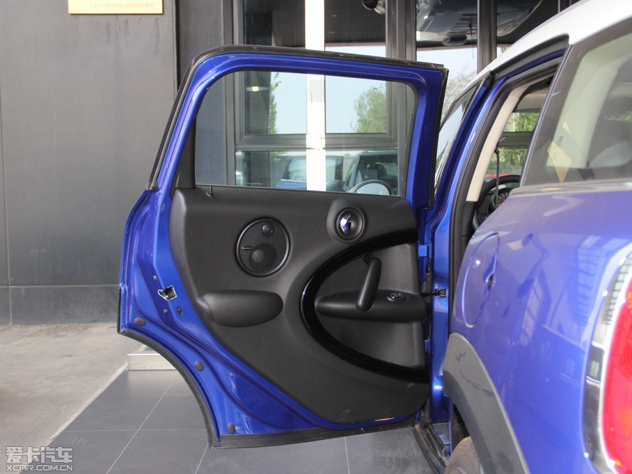 2014MINI COUNTRYMAN COOPER Excitement