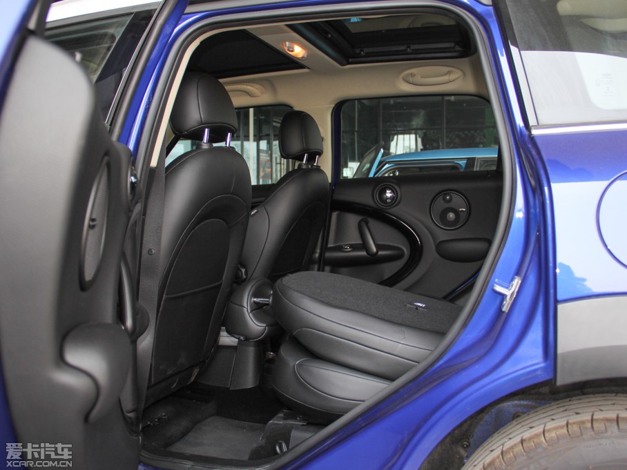 2014MINI COUNTRYMAN COOPER Excitement