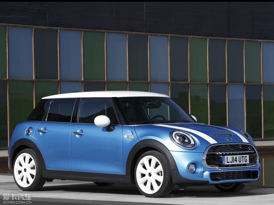 2015MINI 5-DOOR COOPER S