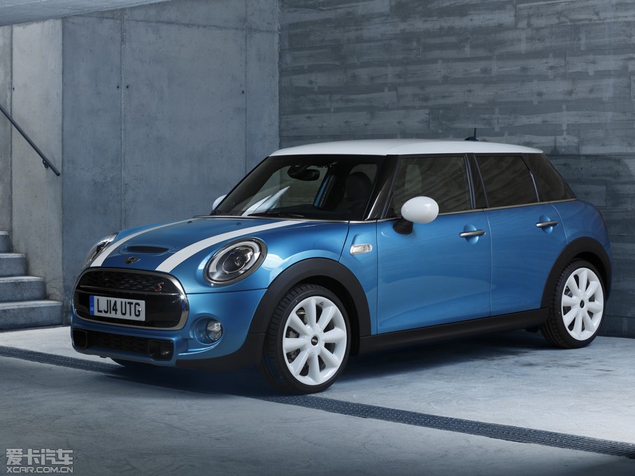 2015MINI 5-DOOR COOPER S