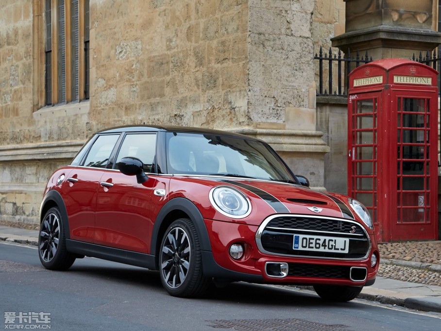 2015MINI 5-DOOR COOPER S