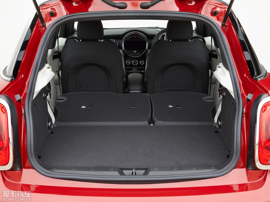 2015MINI 5-DOOR COOPER S