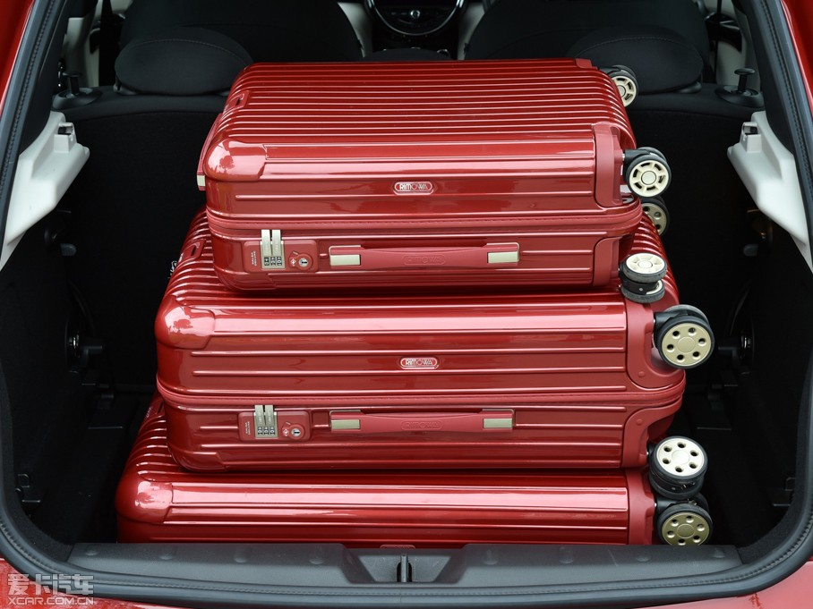 2015MINI 5-DOOR COOPER S