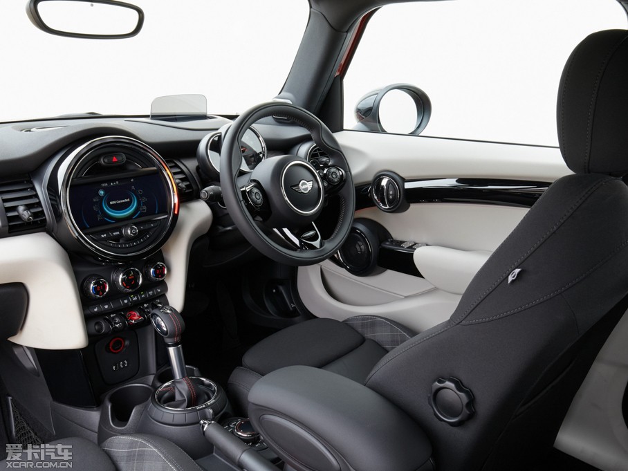 2015MINI 5-DOOR COOPER S