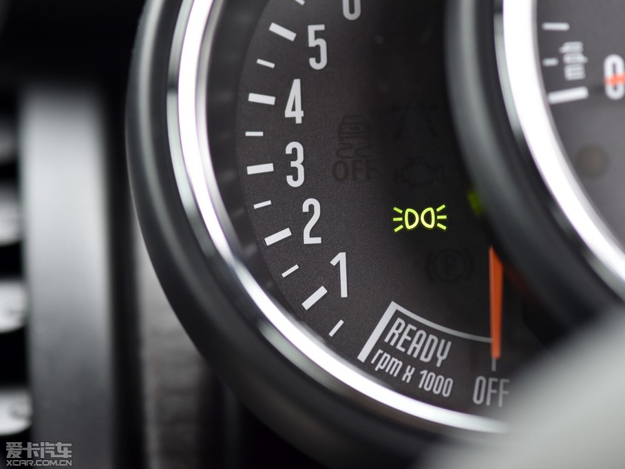 2015MINI 5-DOOR COOPER S