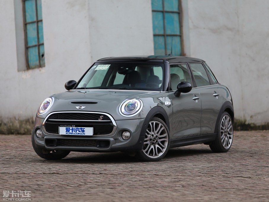 2015MINI 5-DOOR COOPER S