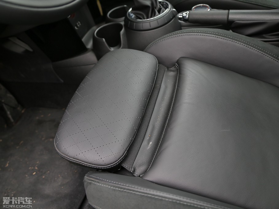 2015MINI 5-DOOR COOPER S