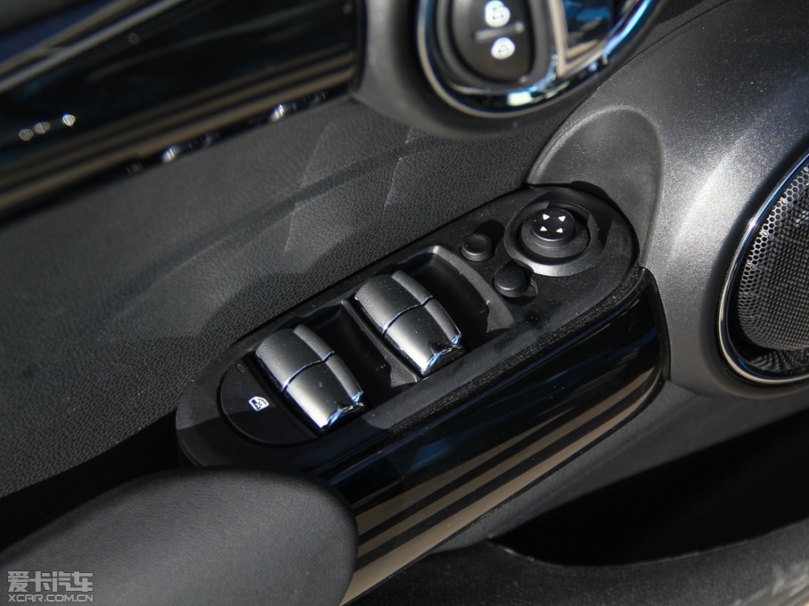 2015MINI 5-DOOR COOPER S