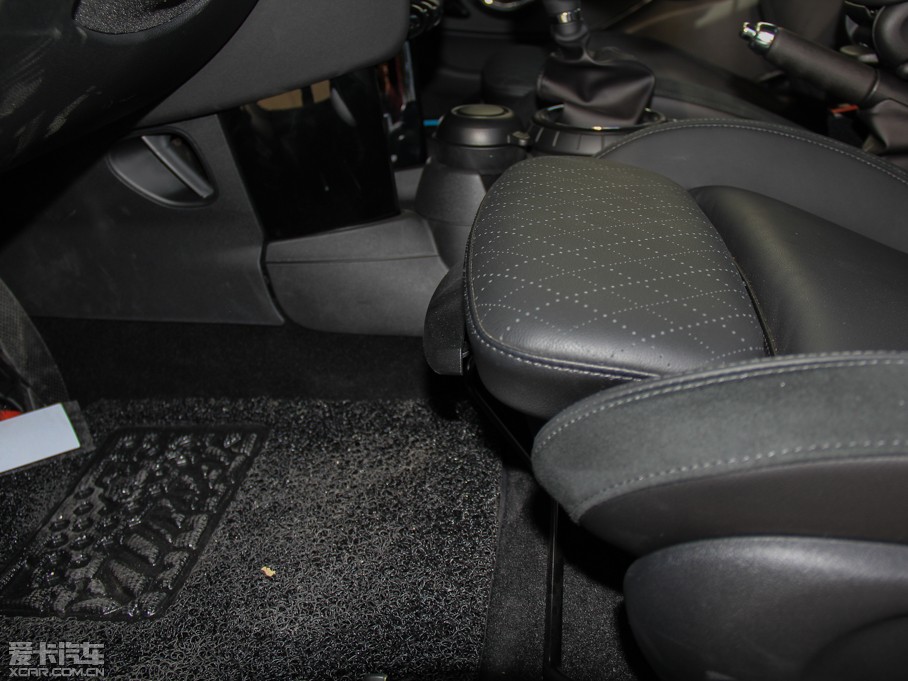 2015MINI 5-DOOR COOPER S