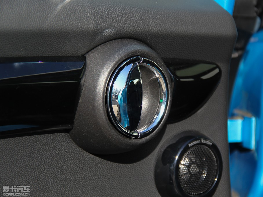 2015MINI 5-DOOR COOPER S