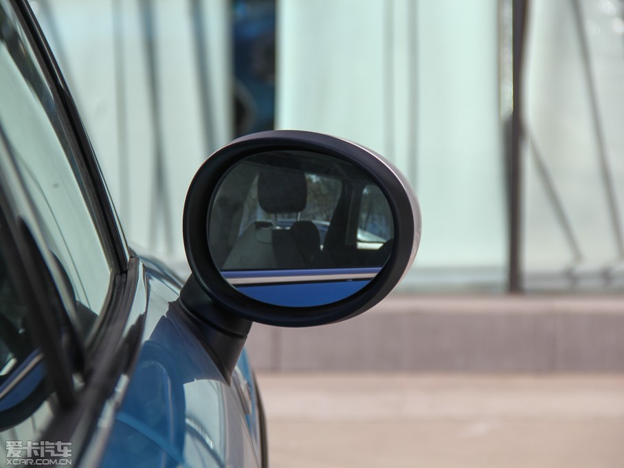 2015MINI 5-DOOR COOPER S