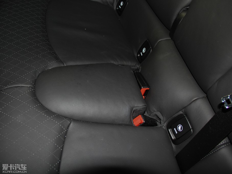 2015MINI 5-DOOR COOPER S