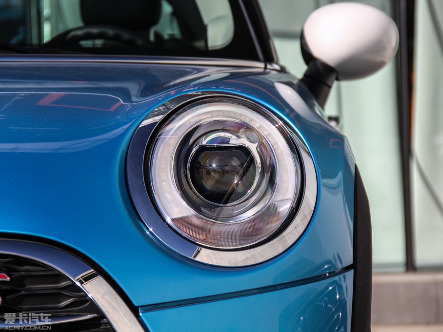 2015MINI 5-DOOR COOPER S