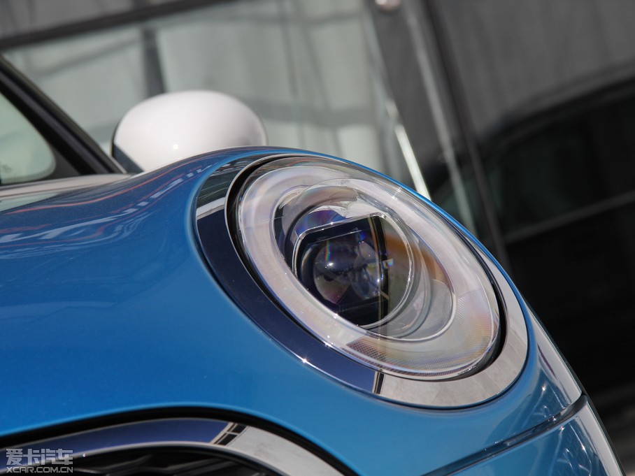 2015MINI 5-DOOR COOPER S