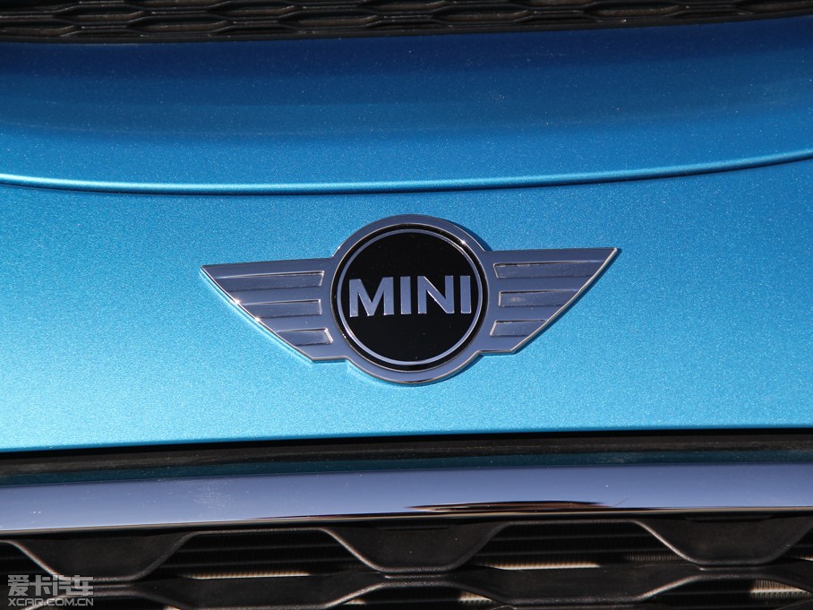 2015MINI 5-DOOR COOPER S