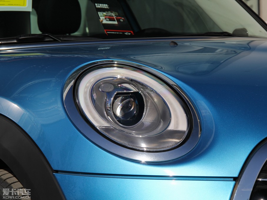 2015MINI 5-DOOR COOPER S