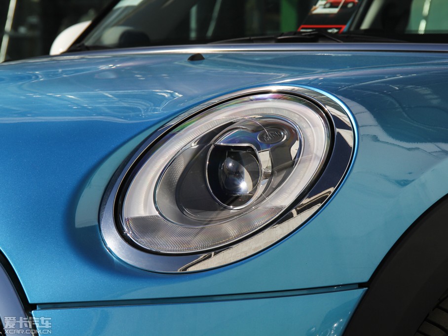 2015MINI 5-DOOR COOPER S