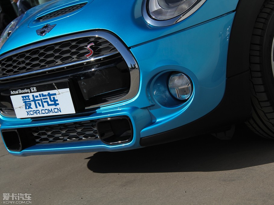 2015MINI 5-DOOR COOPER S