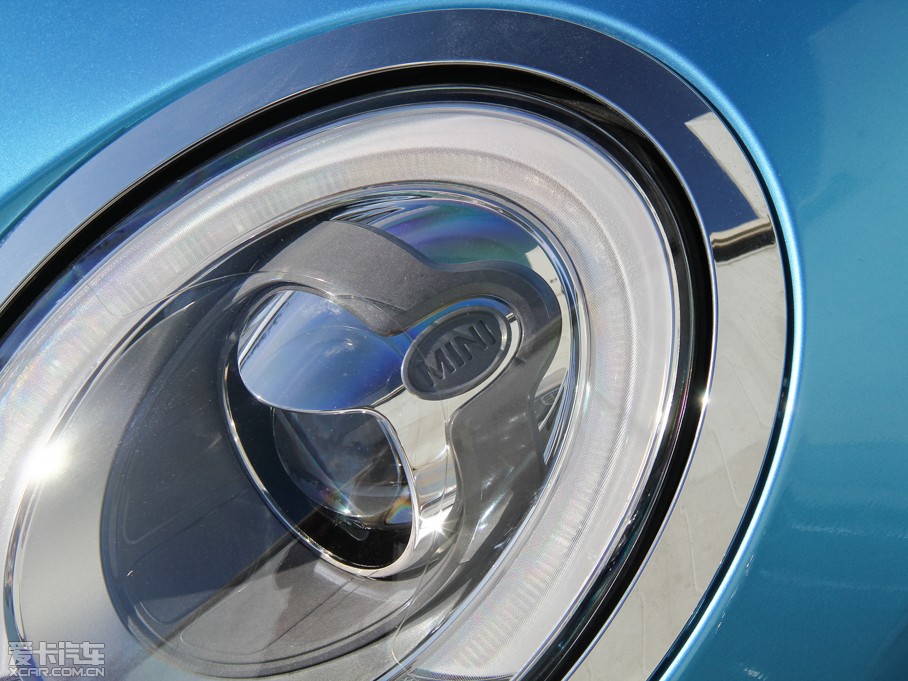 2015MINI 5-DOOR COOPER S