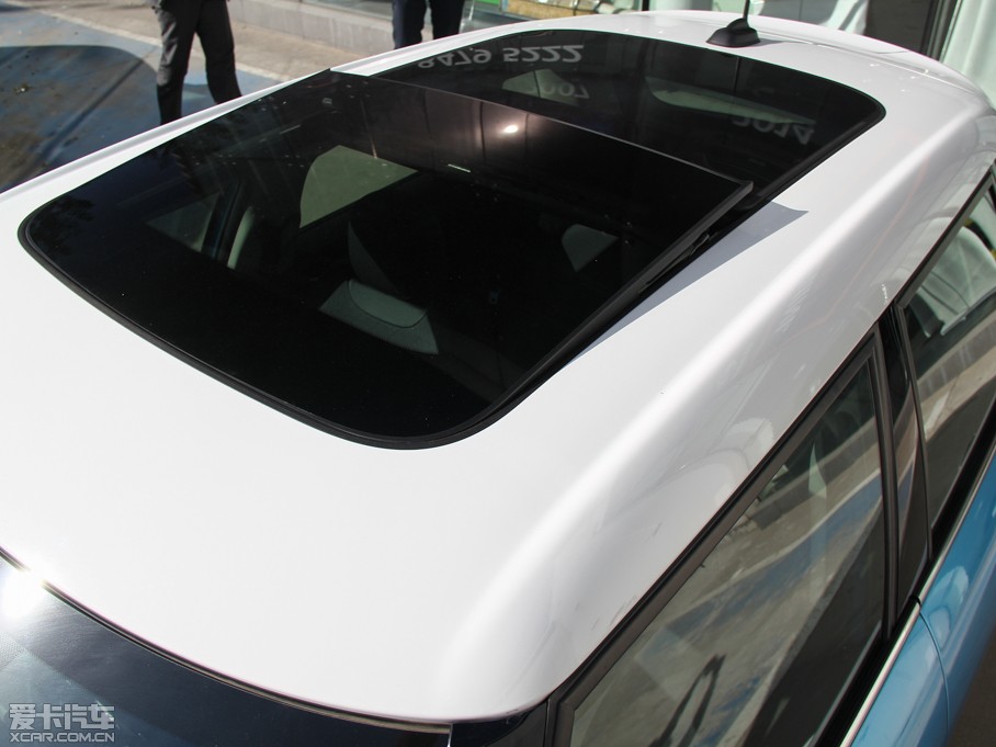 2015MINI 5-DOOR COOPER S