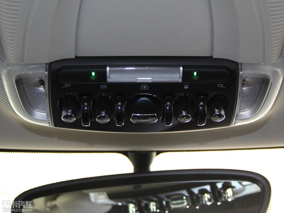 2015MINI 5-DOOR COOPER S