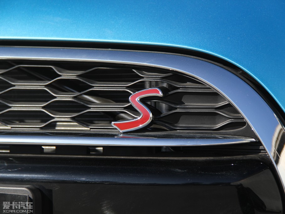 2015MINI 5-DOOR COOPER S