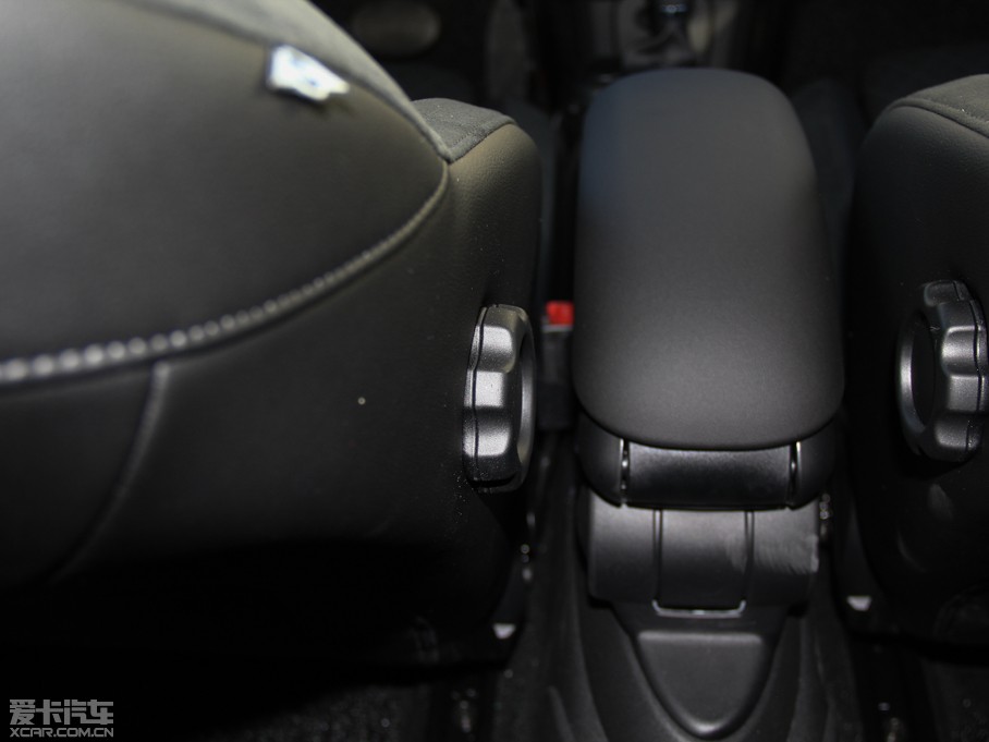 2015MINI 5-DOOR COOPER S