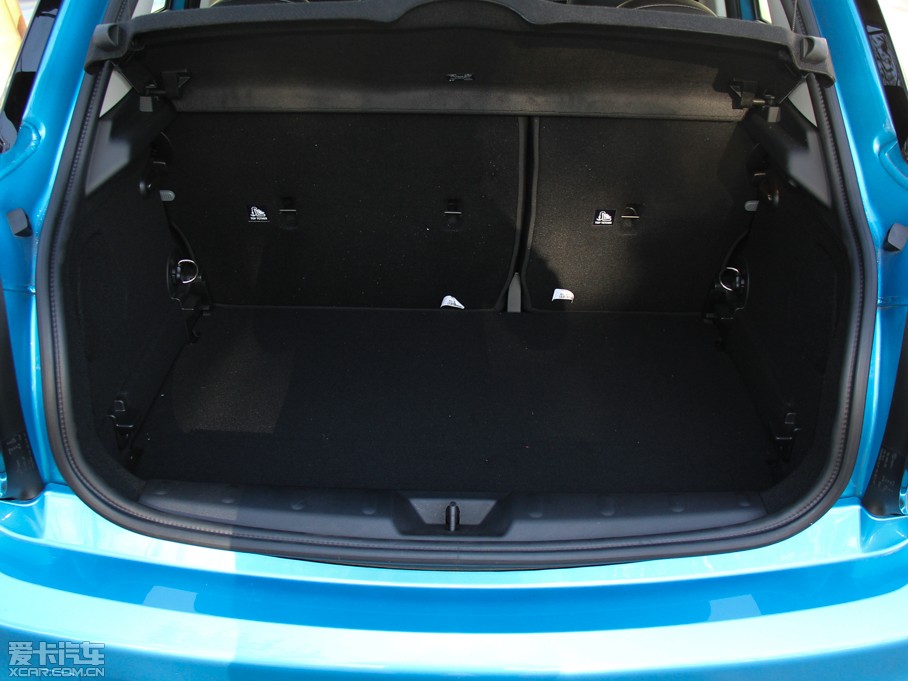 2015MINI 5-DOOR COOPER S