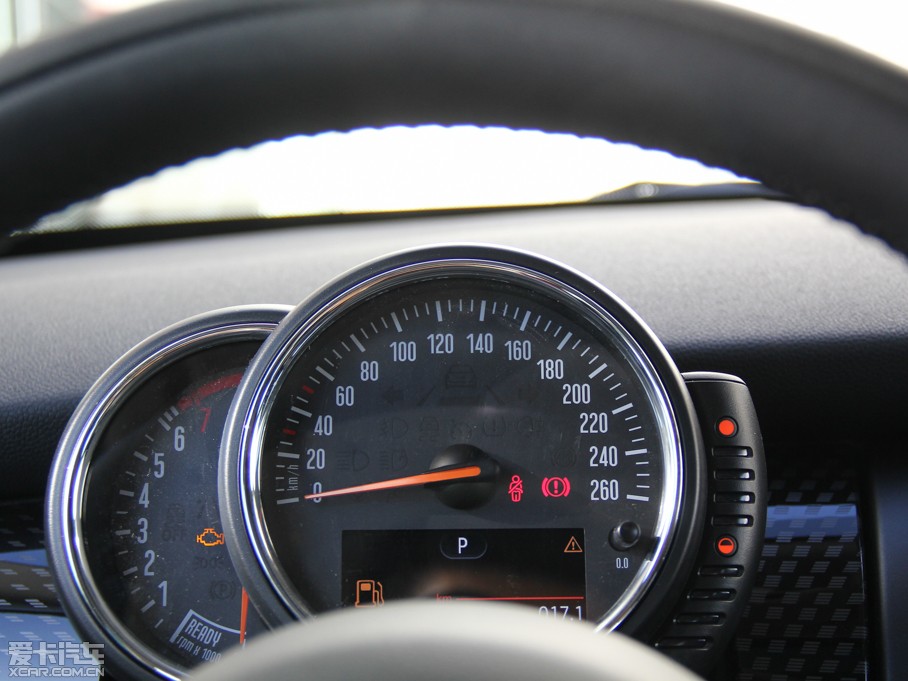 2015MINI 5-DOOR COOPER S