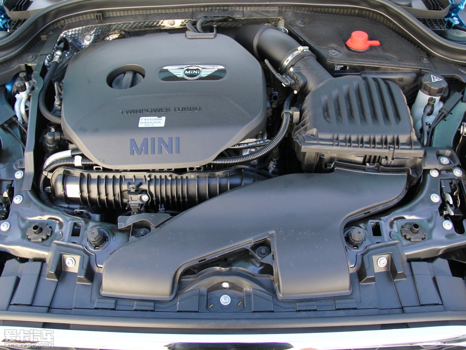 2015MINI 5-DOOR COOPER S