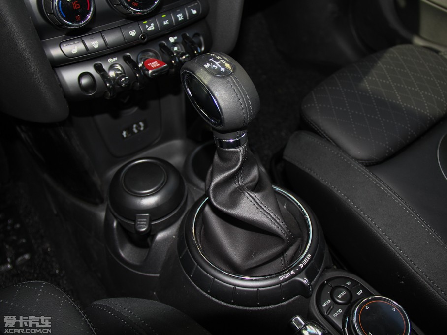 2015MINI 5-DOOR COOPER S