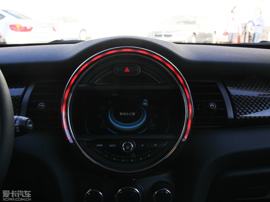 2015MINI 5-DOOR COOPER S