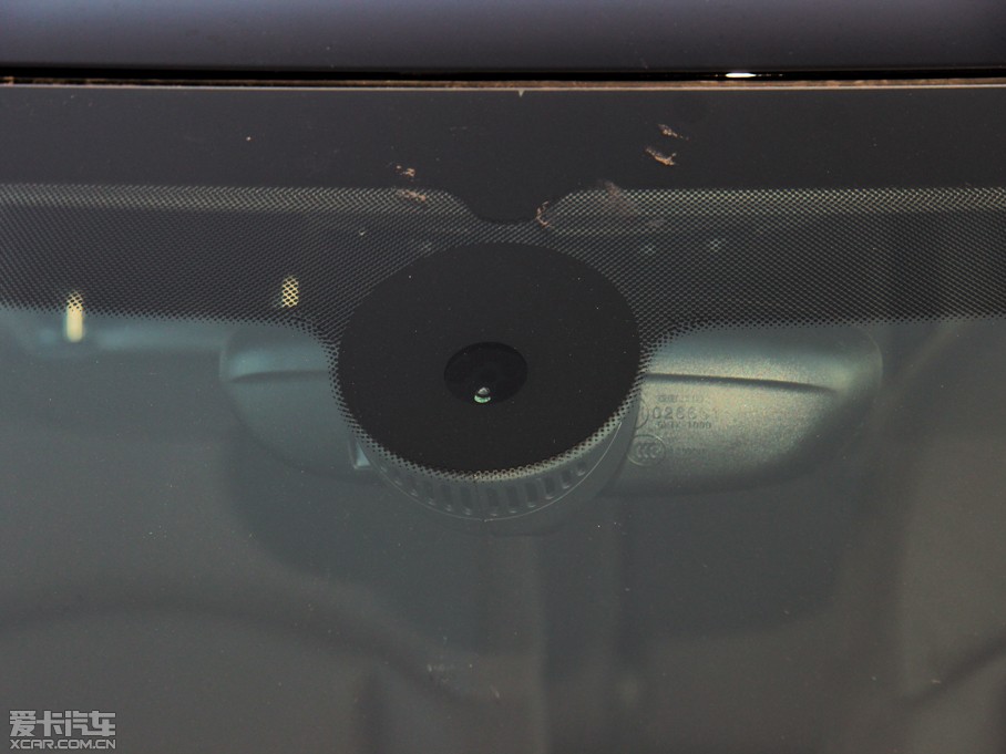 2015MINI 5-DOOR COOPER Excitement