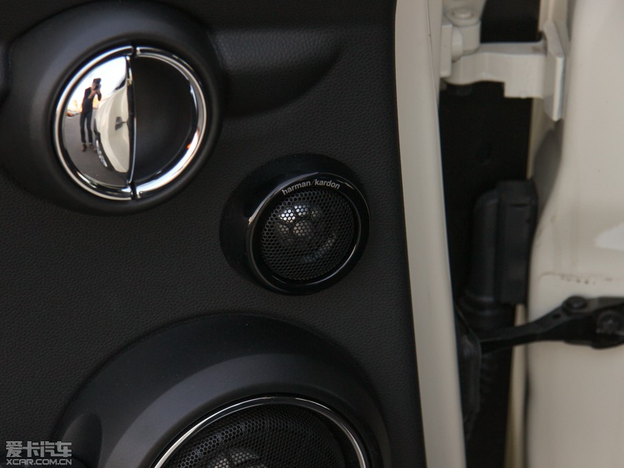 2015MINI 5-DOOR COOPER Excitement