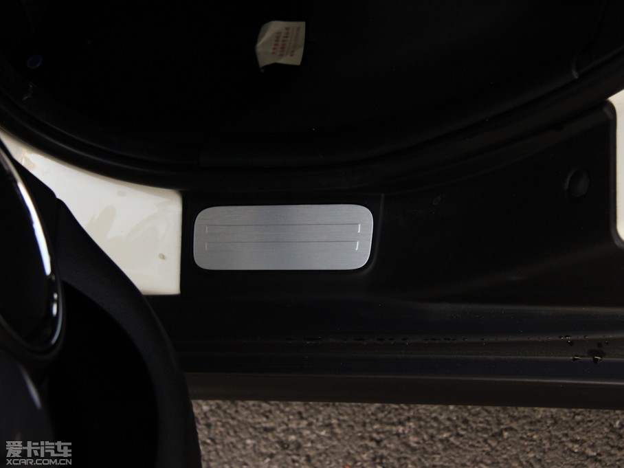 2015MINI 5-DOOR COOPER Excitement