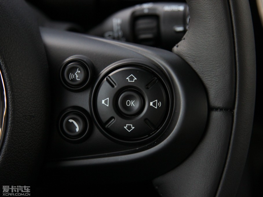 2015MINI 5-DOOR COOPER Excitement