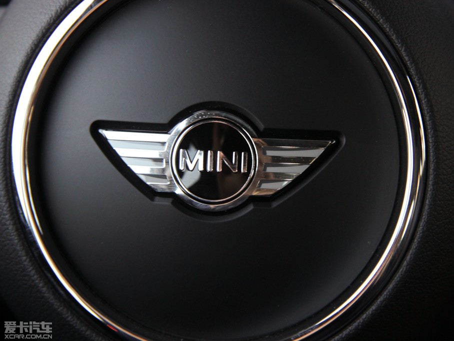 2015MINI 5-DOOR COOPER Excitement