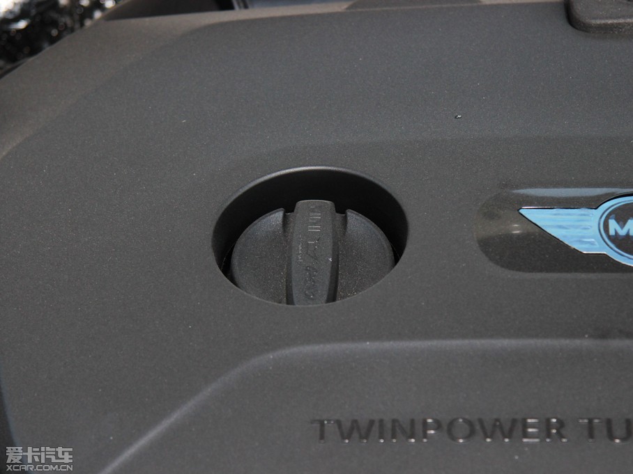 2015MINI 5-DOOR COOPER Excitement