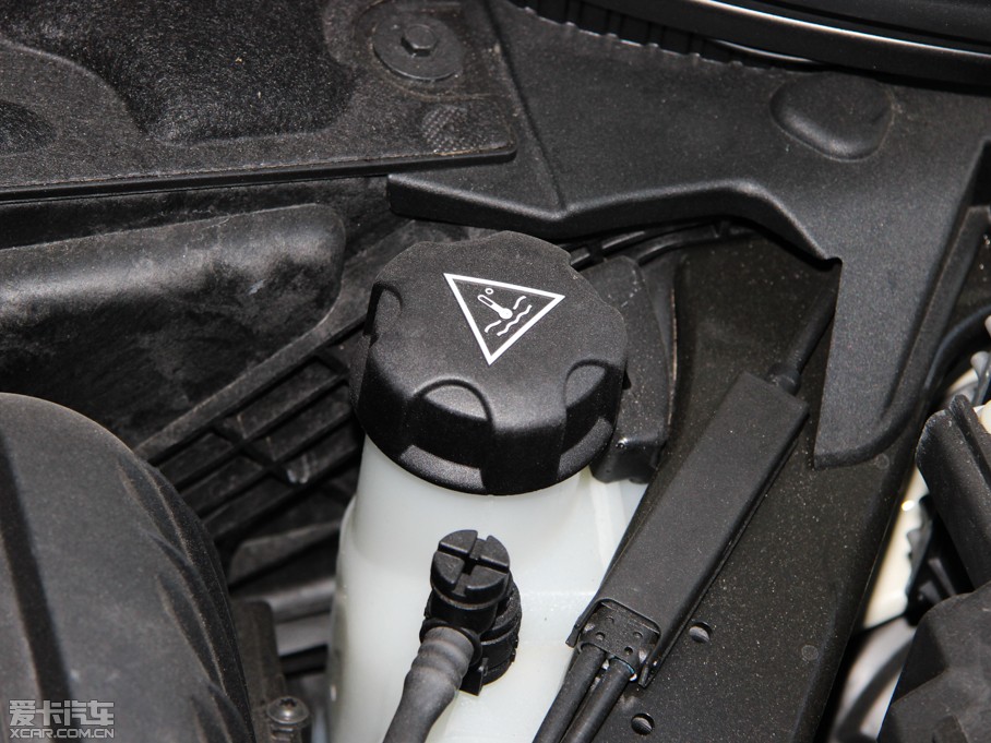 2015MINI 5-DOOR COOPER Excitement