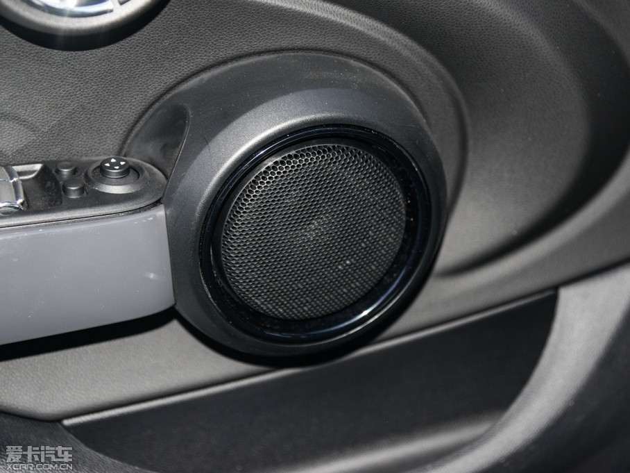 2015MINI 5-DOOR COOPER Fun