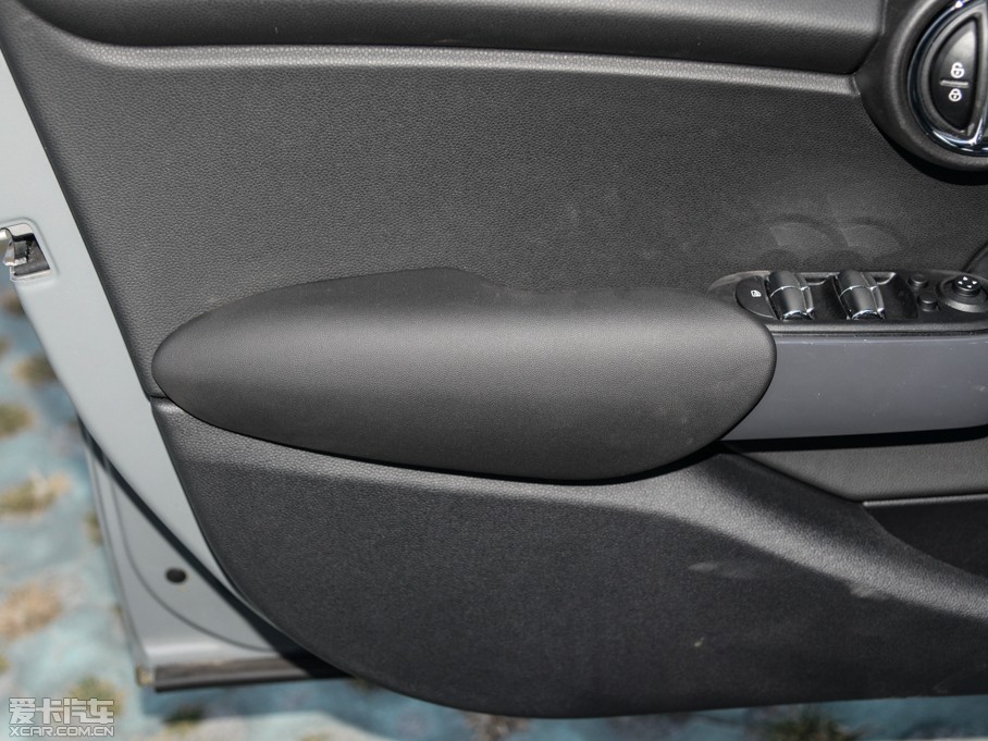 2015MINI 5-DOOR COOPER Fun