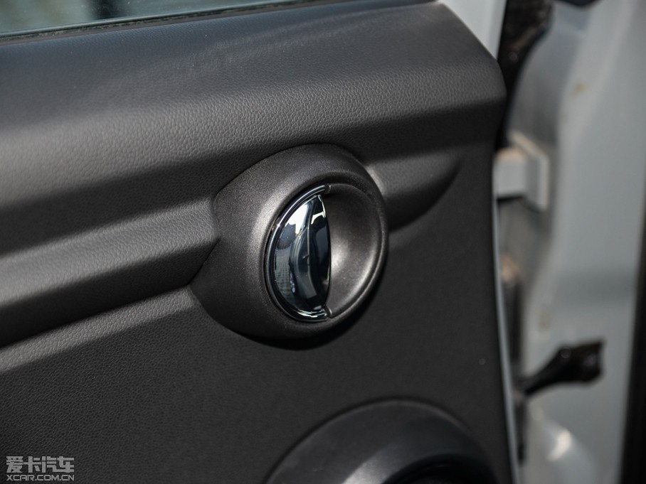 2015MINI 5-DOOR COOPER Fun