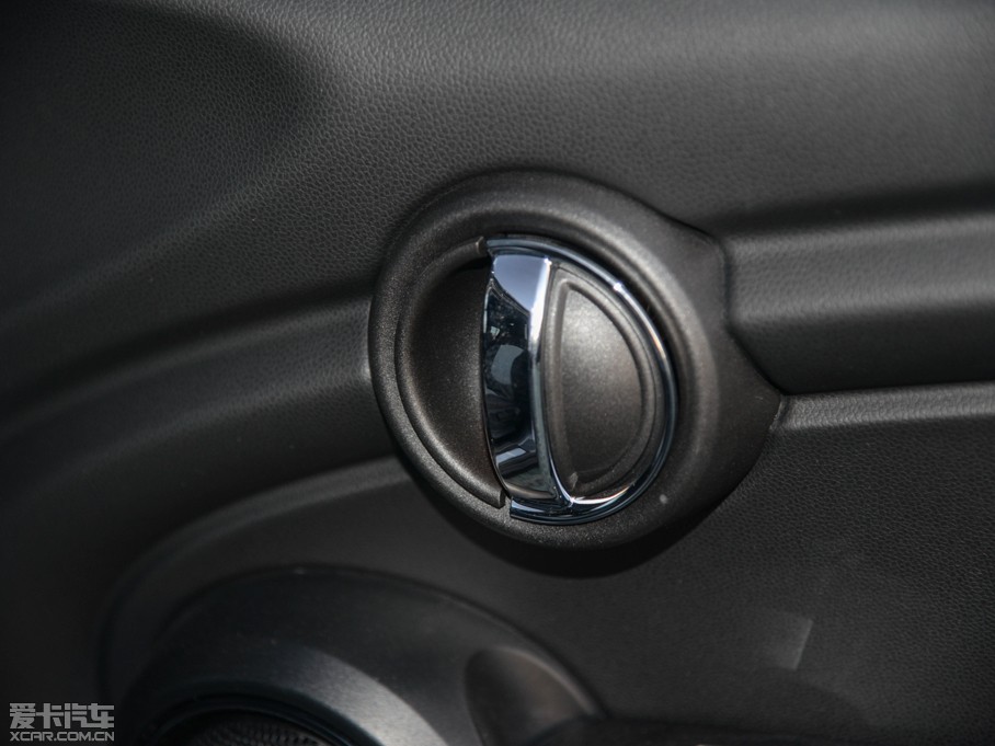 2015MINI 5-DOOR COOPER Fun