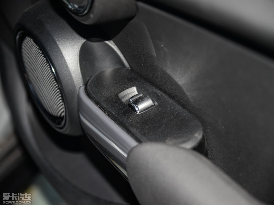 2015MINI 5-DOOR COOPER Fun