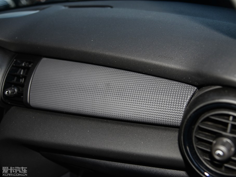 2015MINI 5-DOOR COOPER Fun