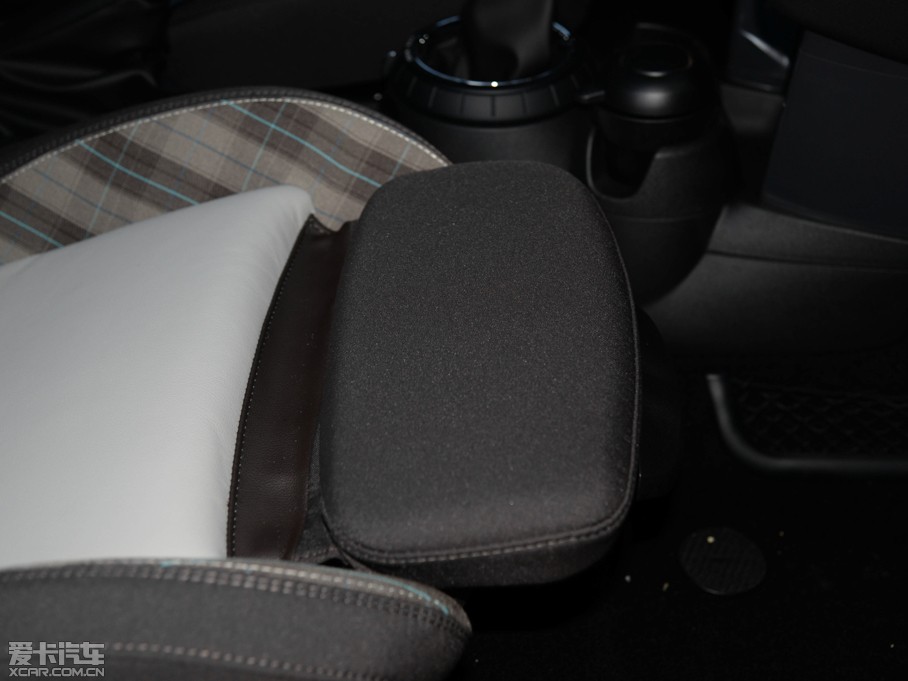 2015MINI 5-DOOR COOPER Fun