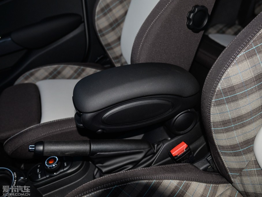 2015MINI 5-DOOR COOPER Fun